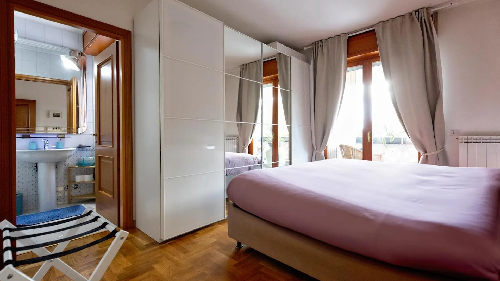 Apartment Holiday Home Roma