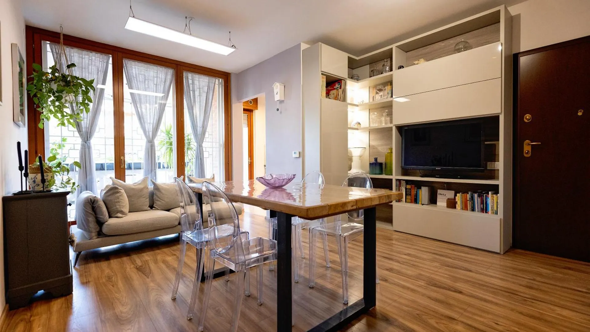 Apartment Holiday Home Roma
