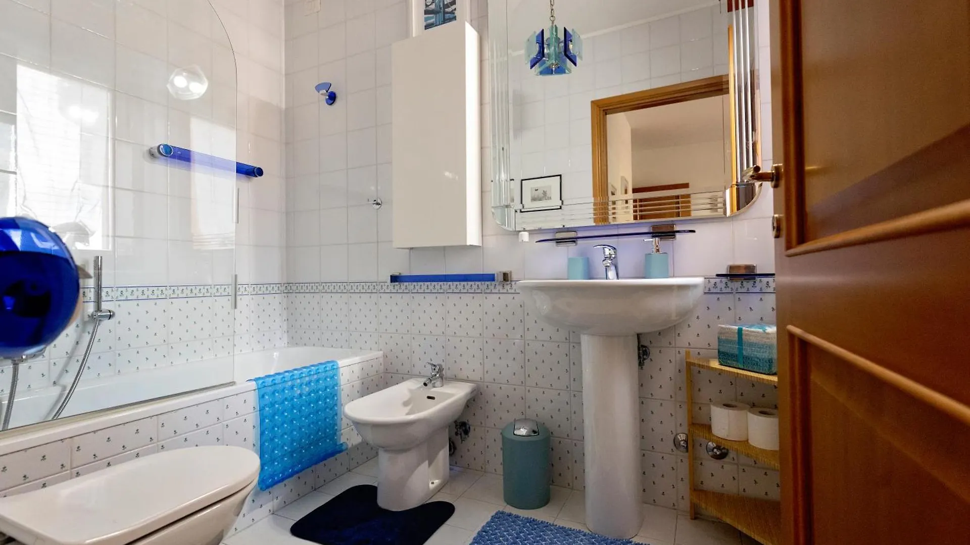Holiday Home Roma Apartment